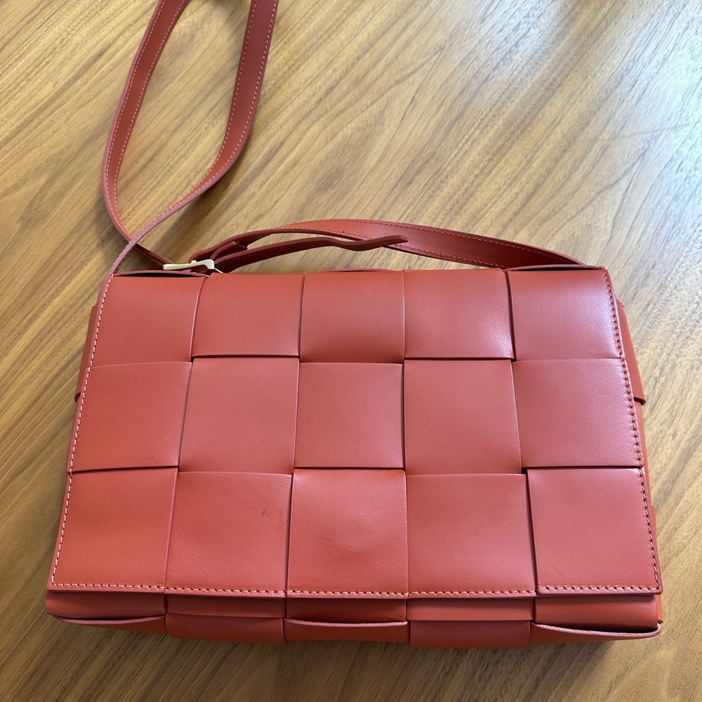Valentina Woven Crossbody Bag in Terracotta Red - Picture 2 of 3